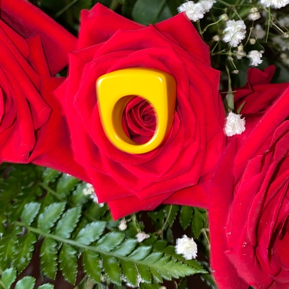 Ring - Picture 3 of 3